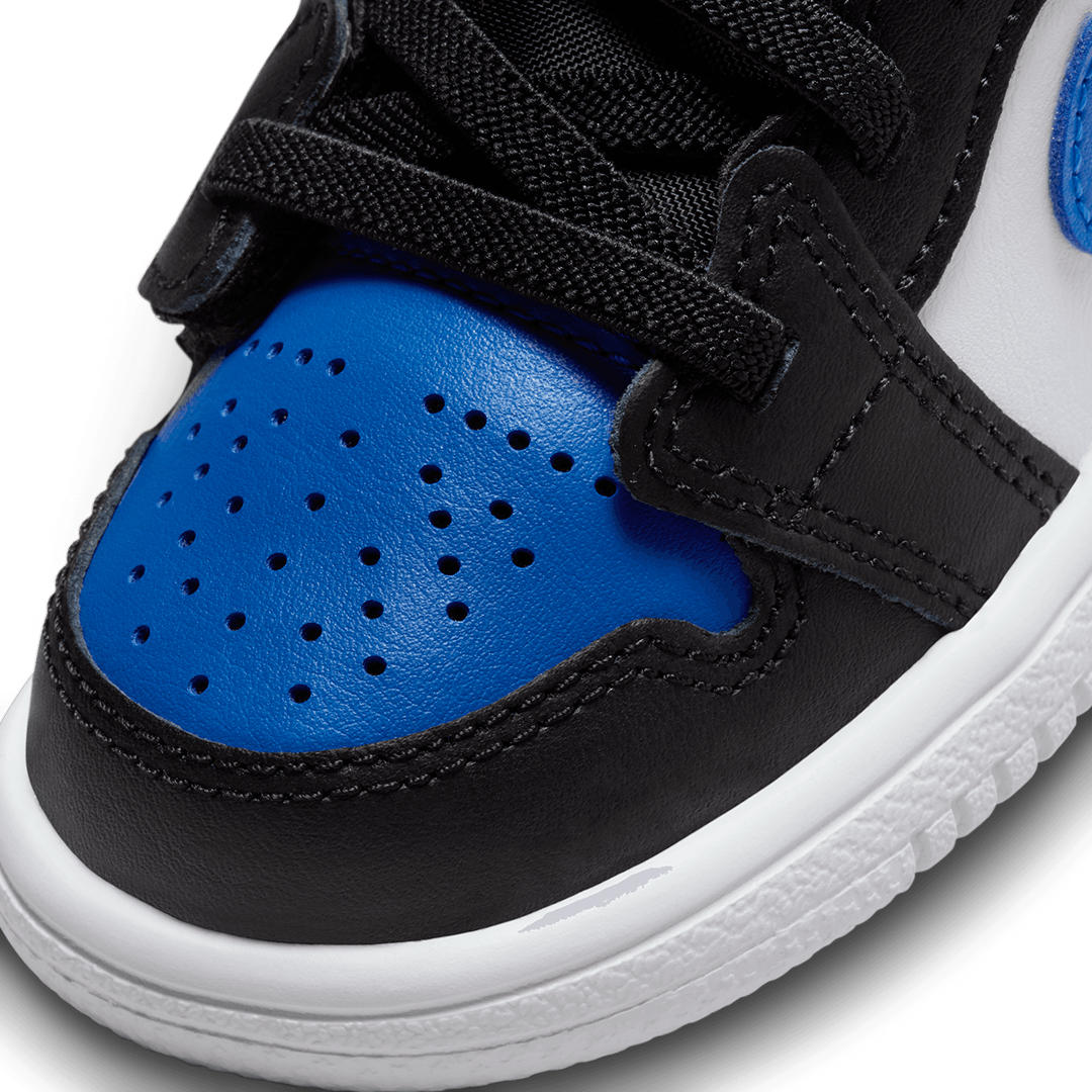 Jordan 1 Low Alt