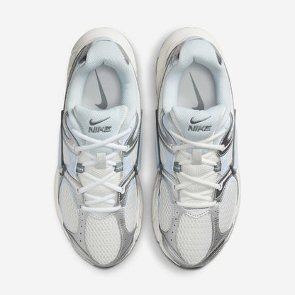 NIKE V5V RN