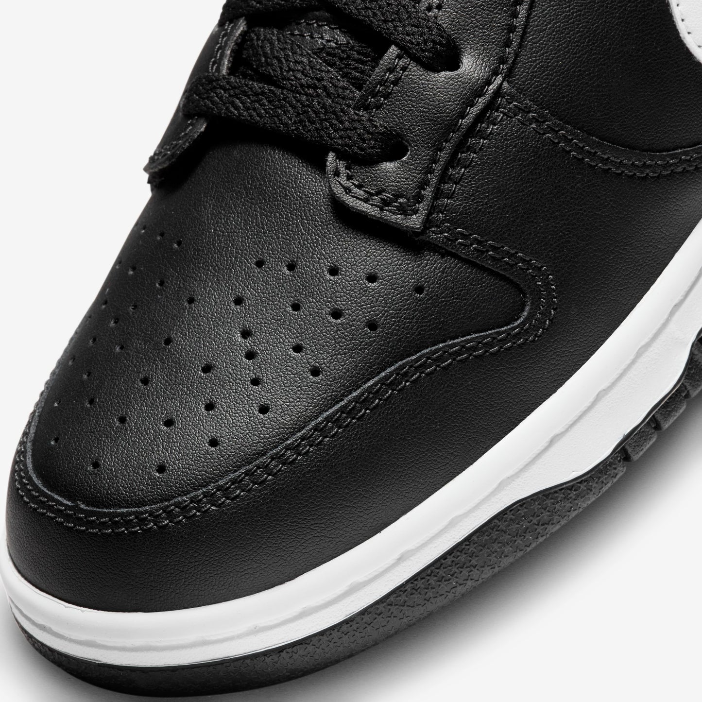 Nike Dunk Low Retro