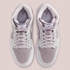 JORDAN 1 MID