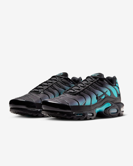 AIR MAX PLUS